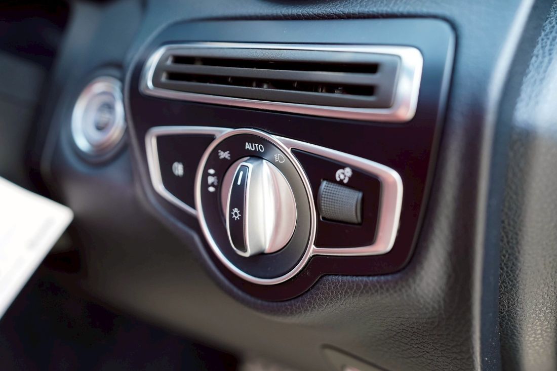 Thumbnail [100%x225]